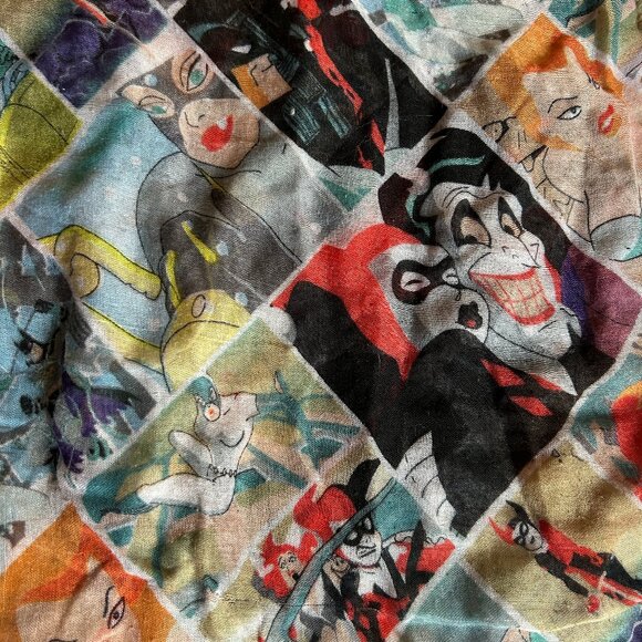 Harley Quinn Infinity Fashion Scarves - Picture 5 of 7